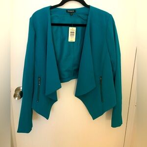 Torrid Crop Blazer size 0/large